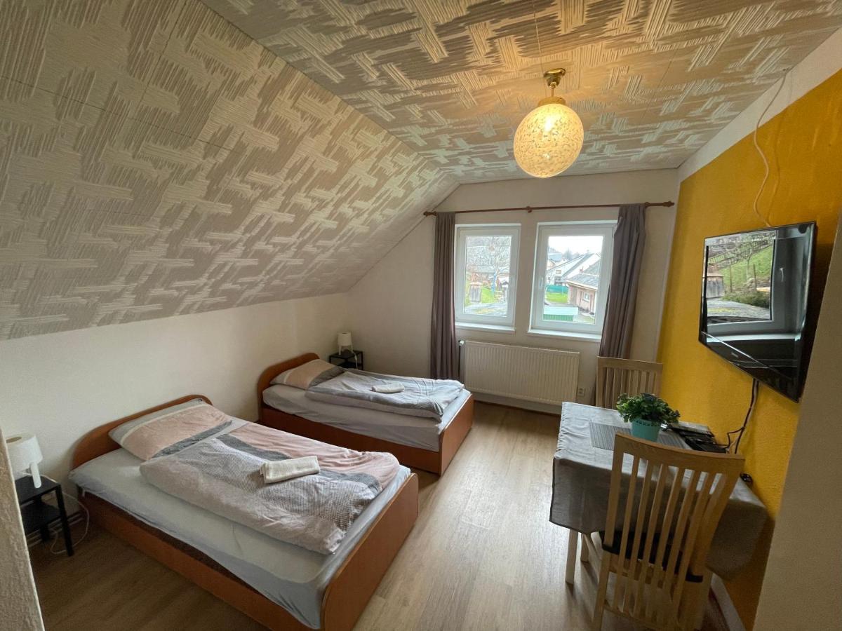 Penzion Ad0Lfovice Jeseník エクステリア 写真